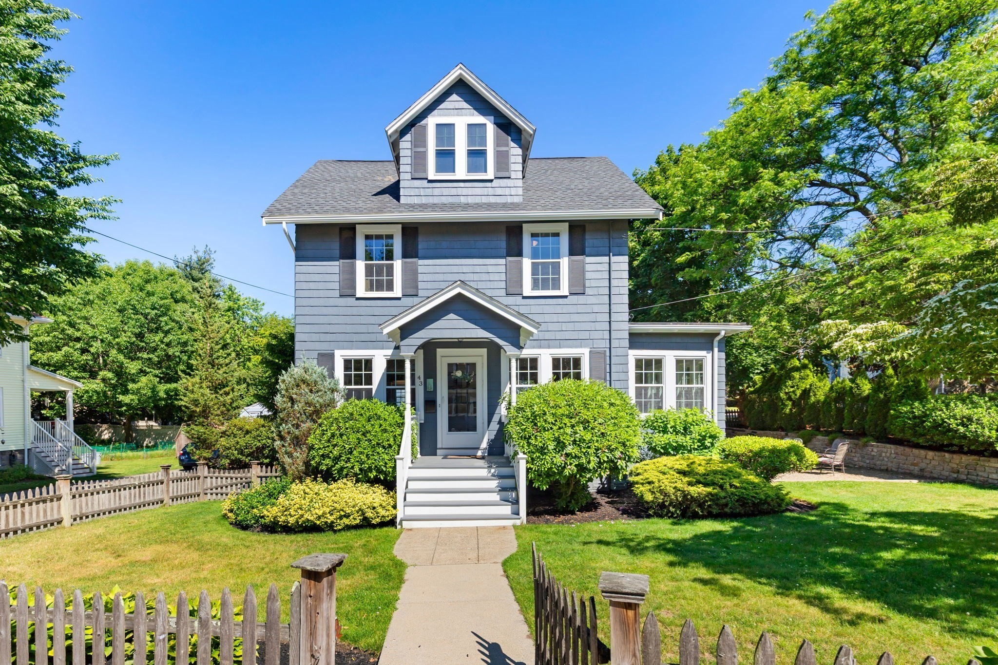 43 Trenton St, Melrose, MA 02176
