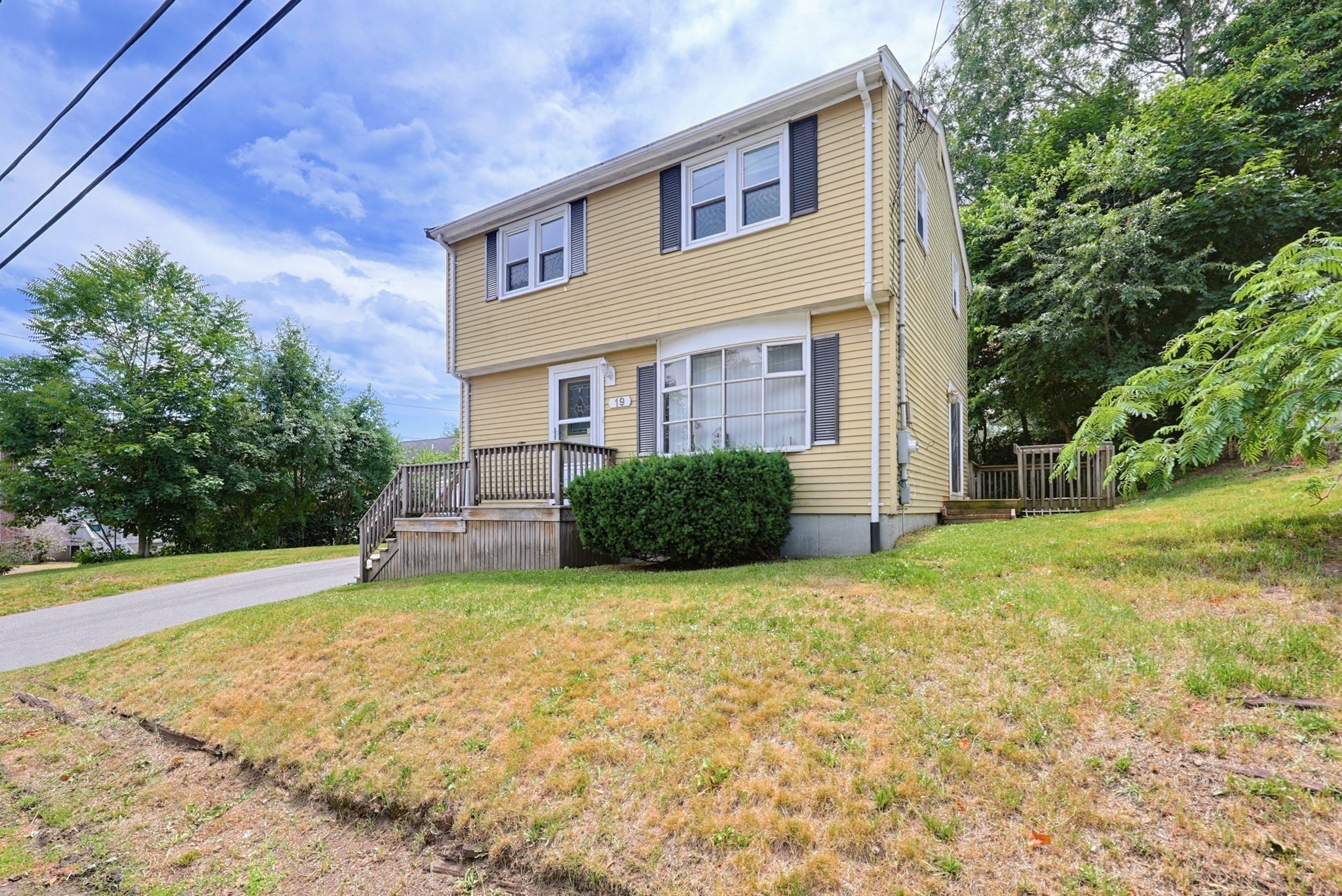 19 Indian Rd, Holbrook, MA 02343