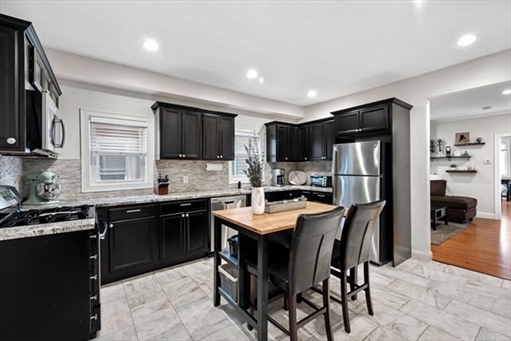 276 Princeton St, Apt 1