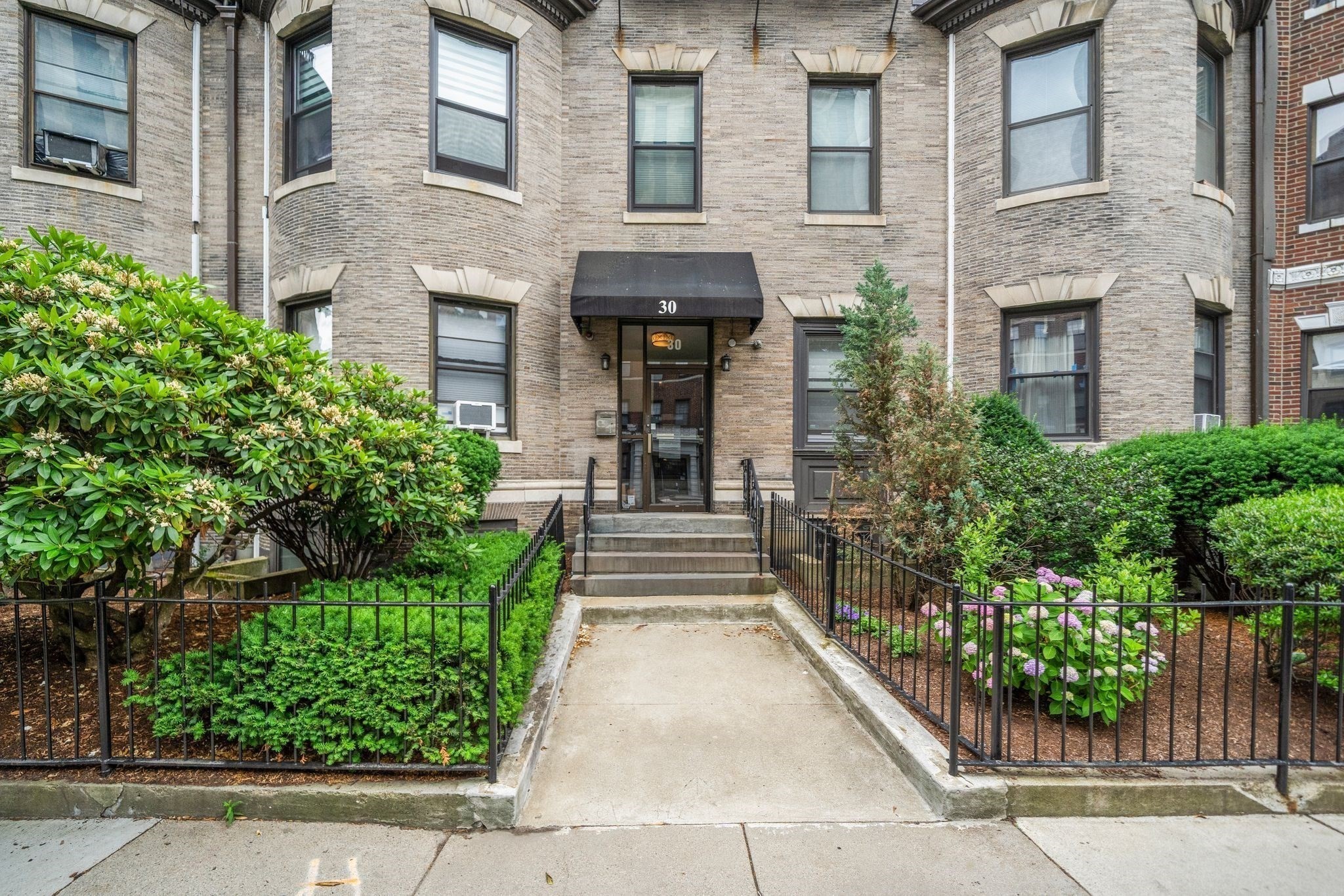 30 Peterborough Unit H, Fenway, Boston, MA 02215