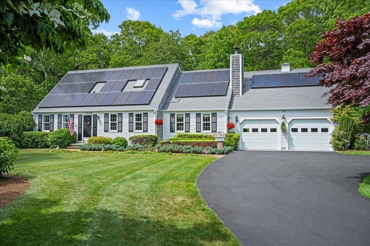 108 Marston Ave, Barnstable, MA 02647