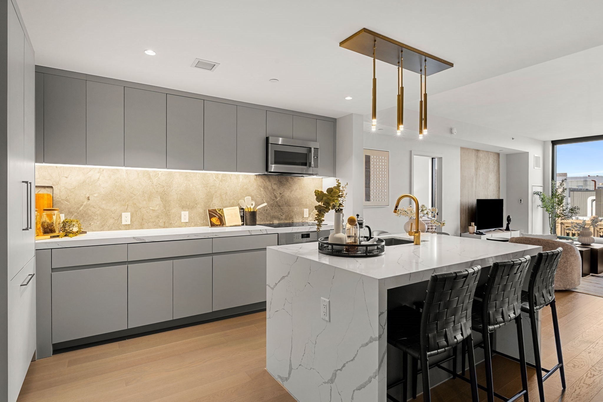 55 Lagrange St Unit PH21C, Downtown, Boston, MA 02116