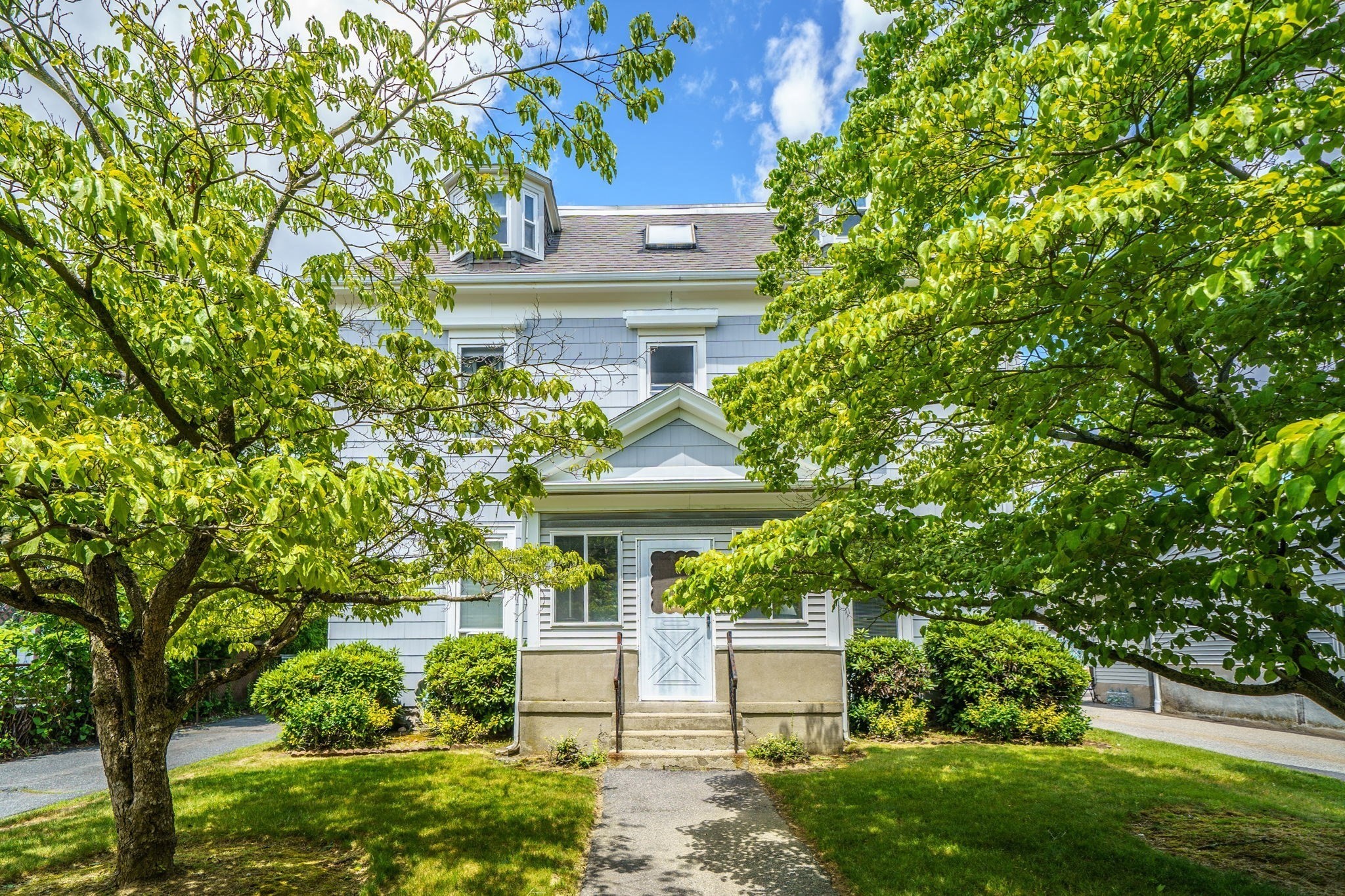 59 River St, Newton, MA 02465