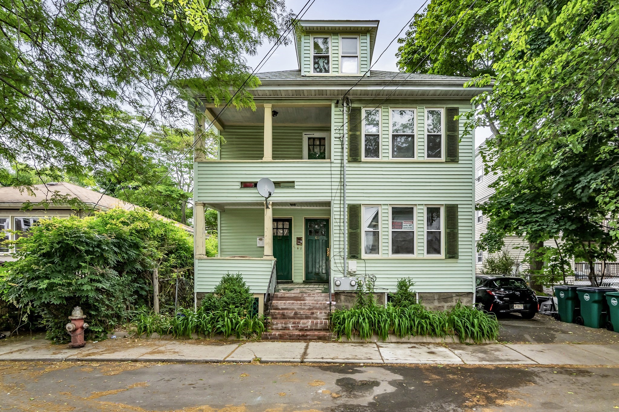 65 Phillips Ave, Lynn, MA 01902