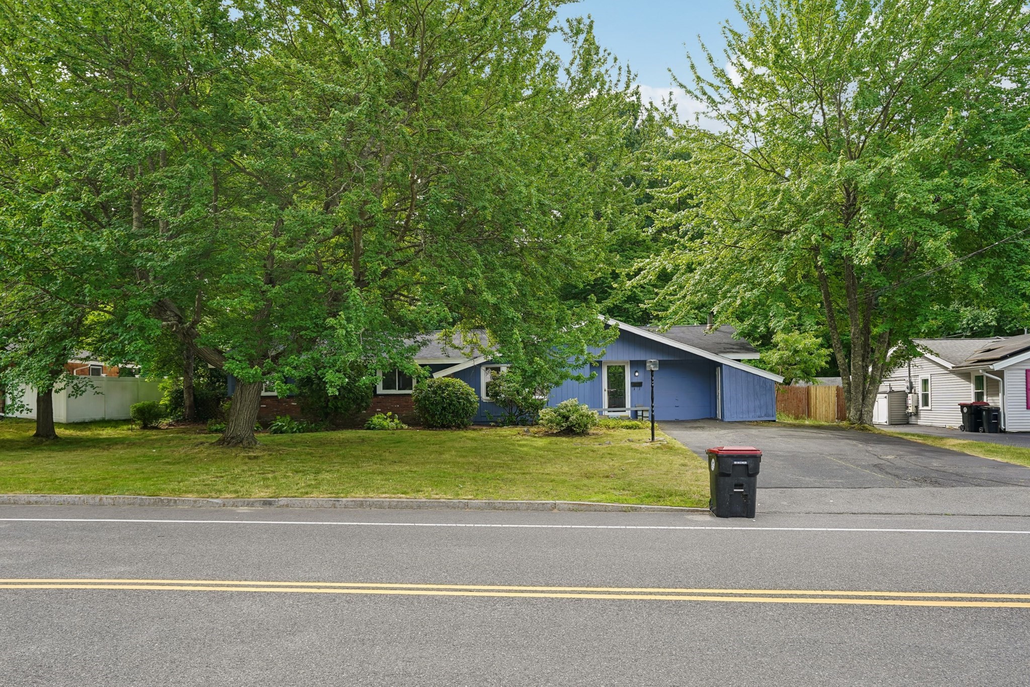 237 Hovenden Ave, Brockton, MA 02302
