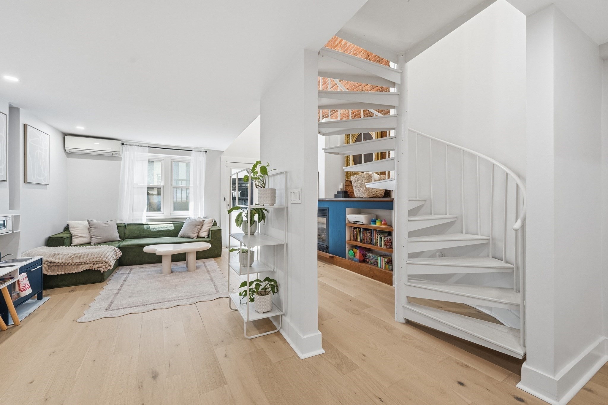 15 Cazenove St Unit 1, South End, Boston, MA 02116