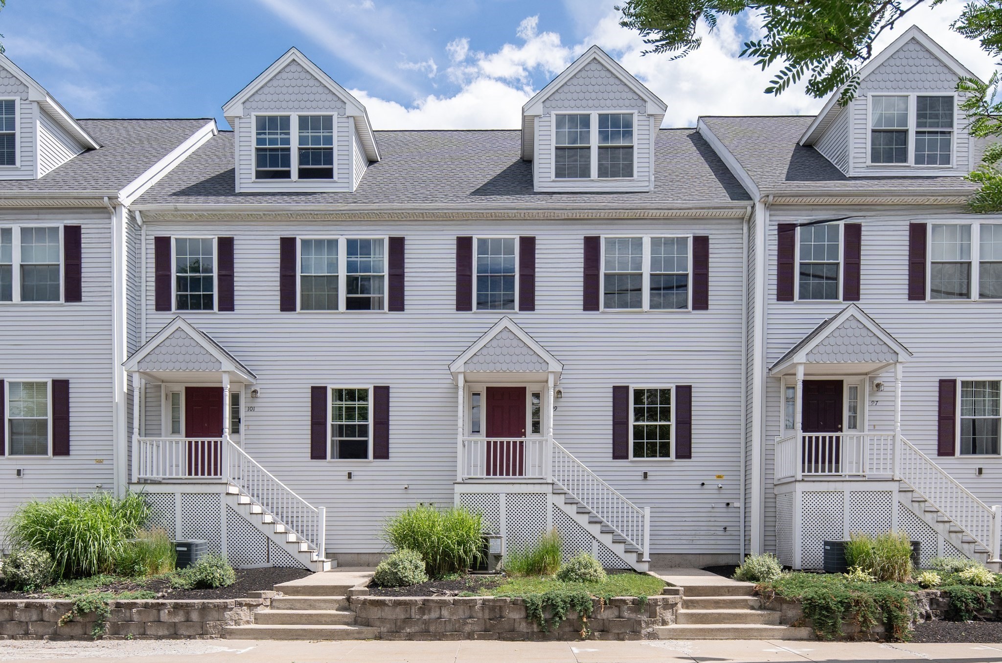 99 Myrtle St Unit 99, Medford, MA 02155