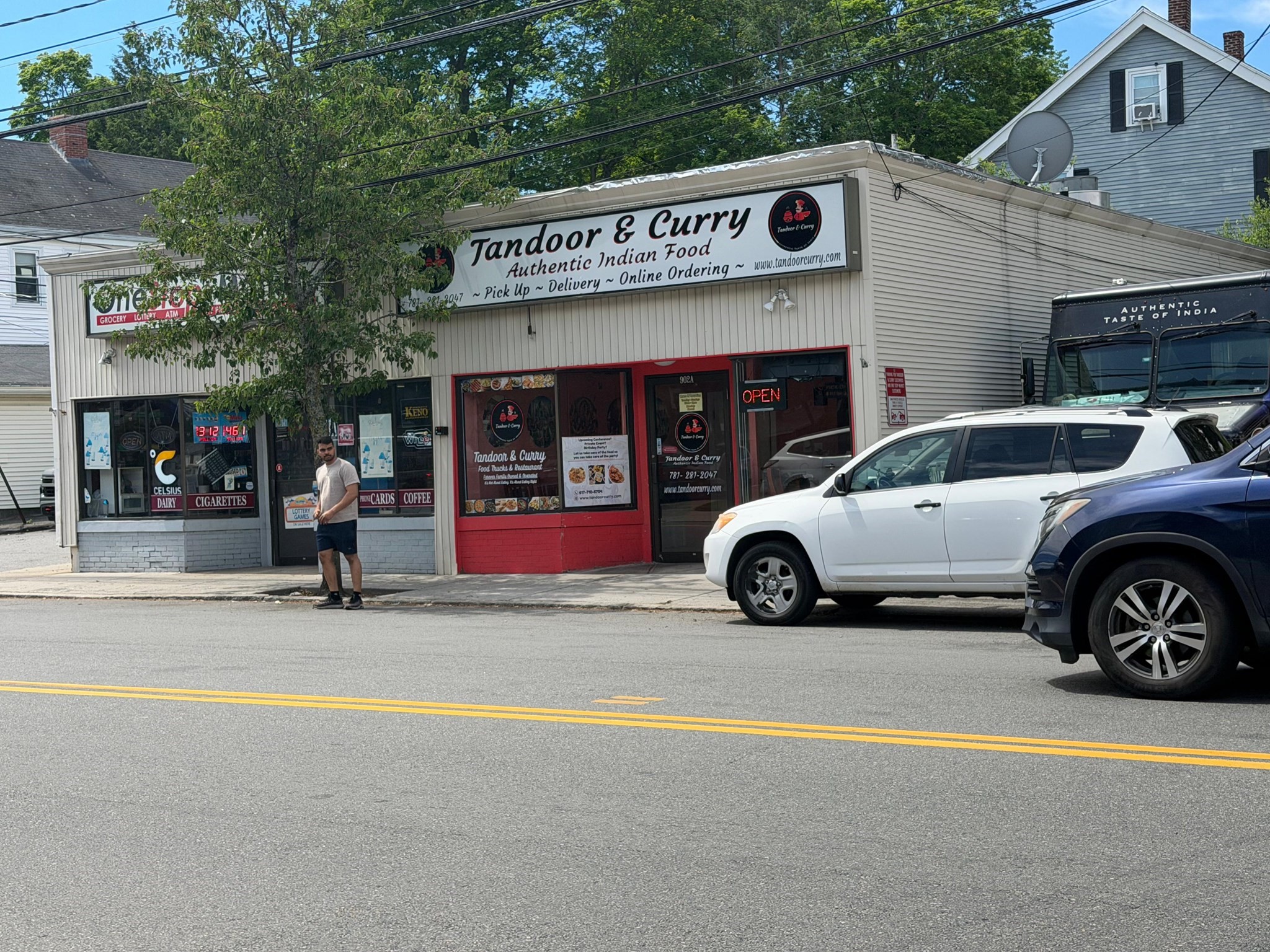 902 Main St, Woburn, MA 01801