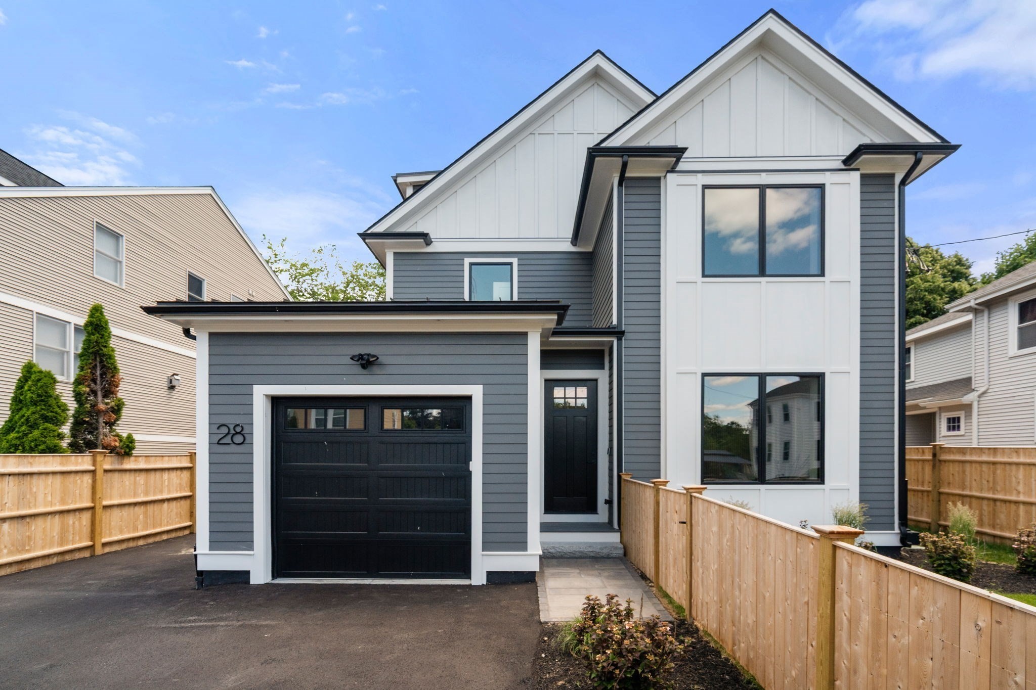28 Keefe Ave Unit 28, Newton, MA 02464