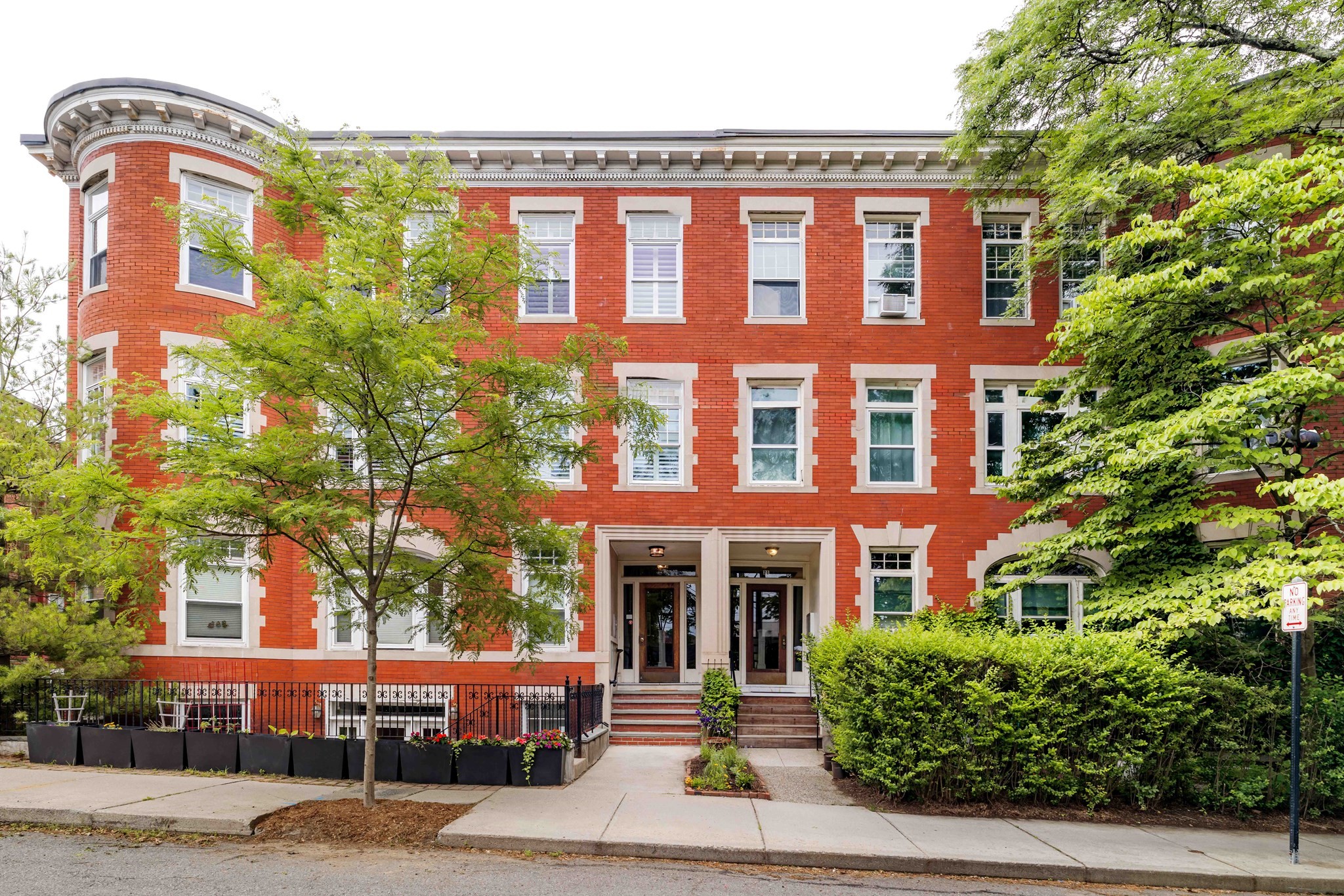 23 Strathmore Road Unit 3, Brookline, MA 02445
