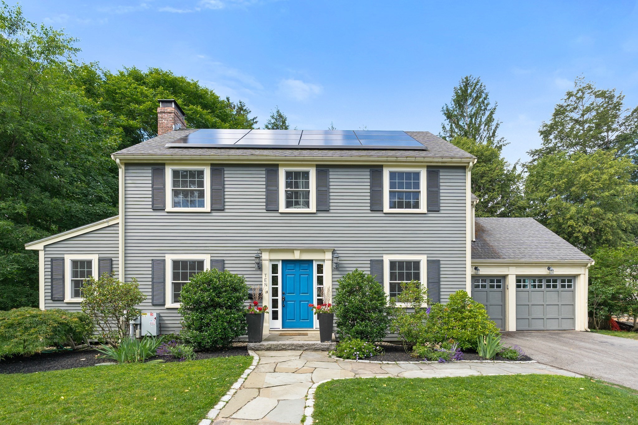 10 Kirkland Circle, Wellesley, MA 02481