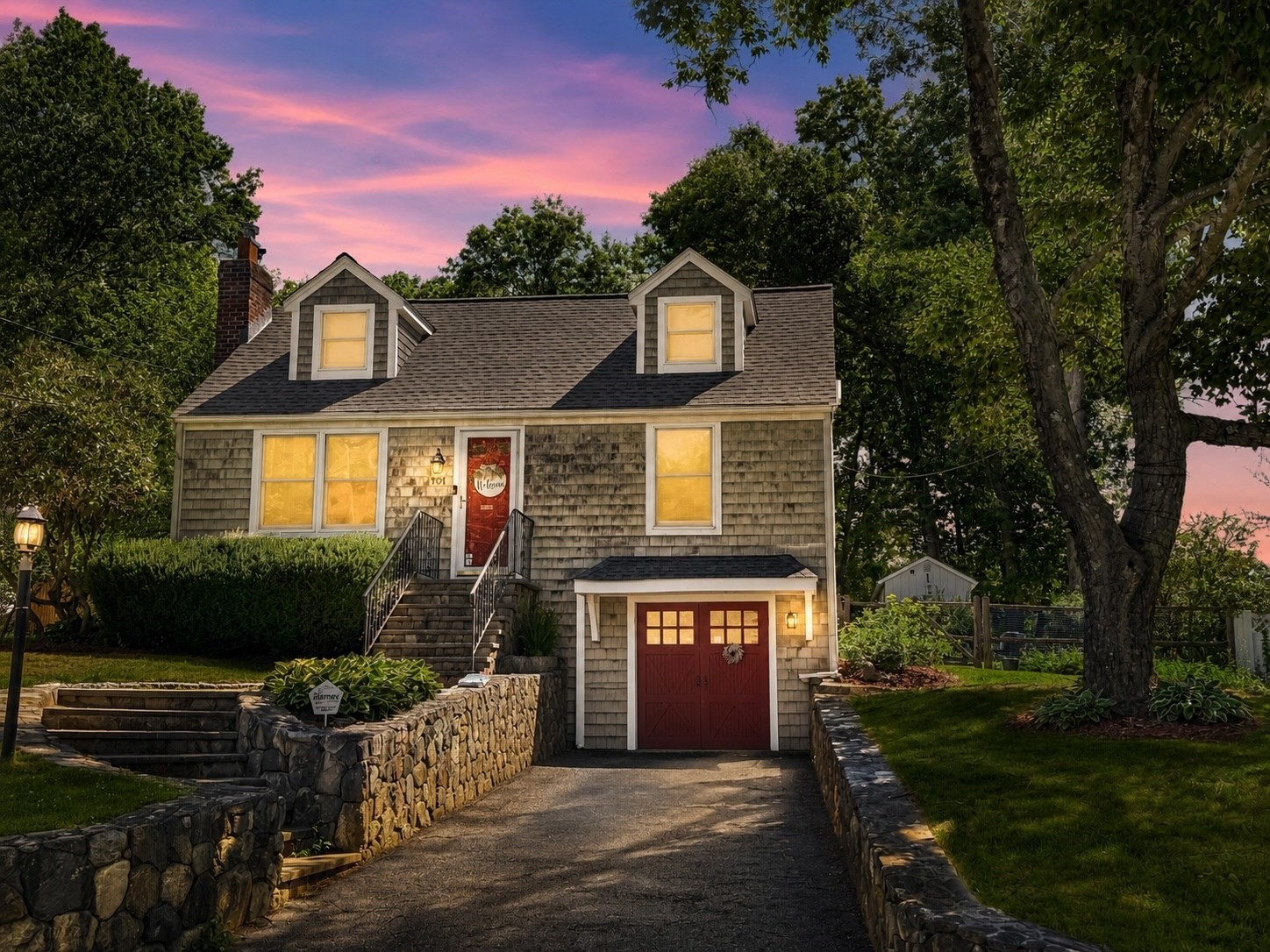 104 Higgins Rd, Framingham, MA 01701