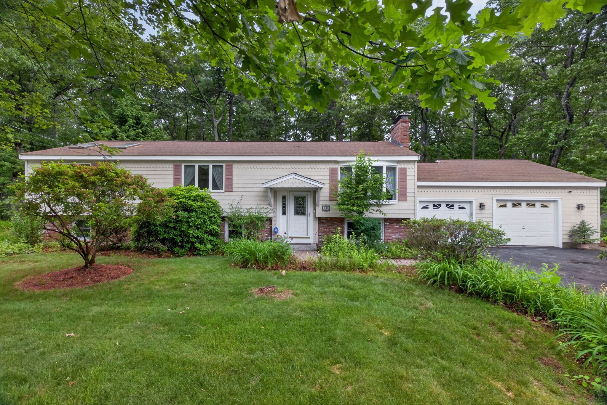 168 Groton Rd, Westford, MA 01886