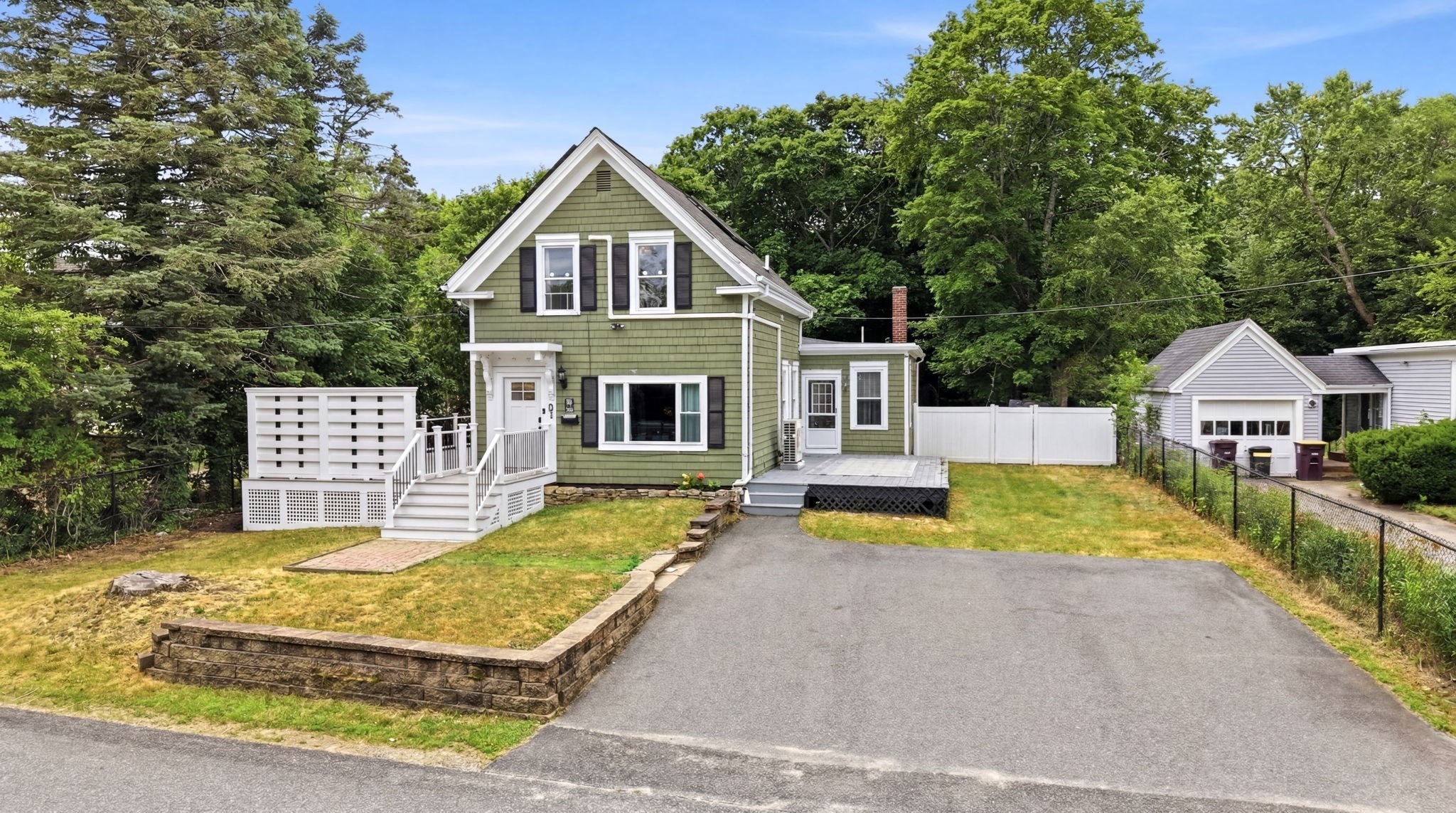 31 Charles, Weymouth, MA 02189