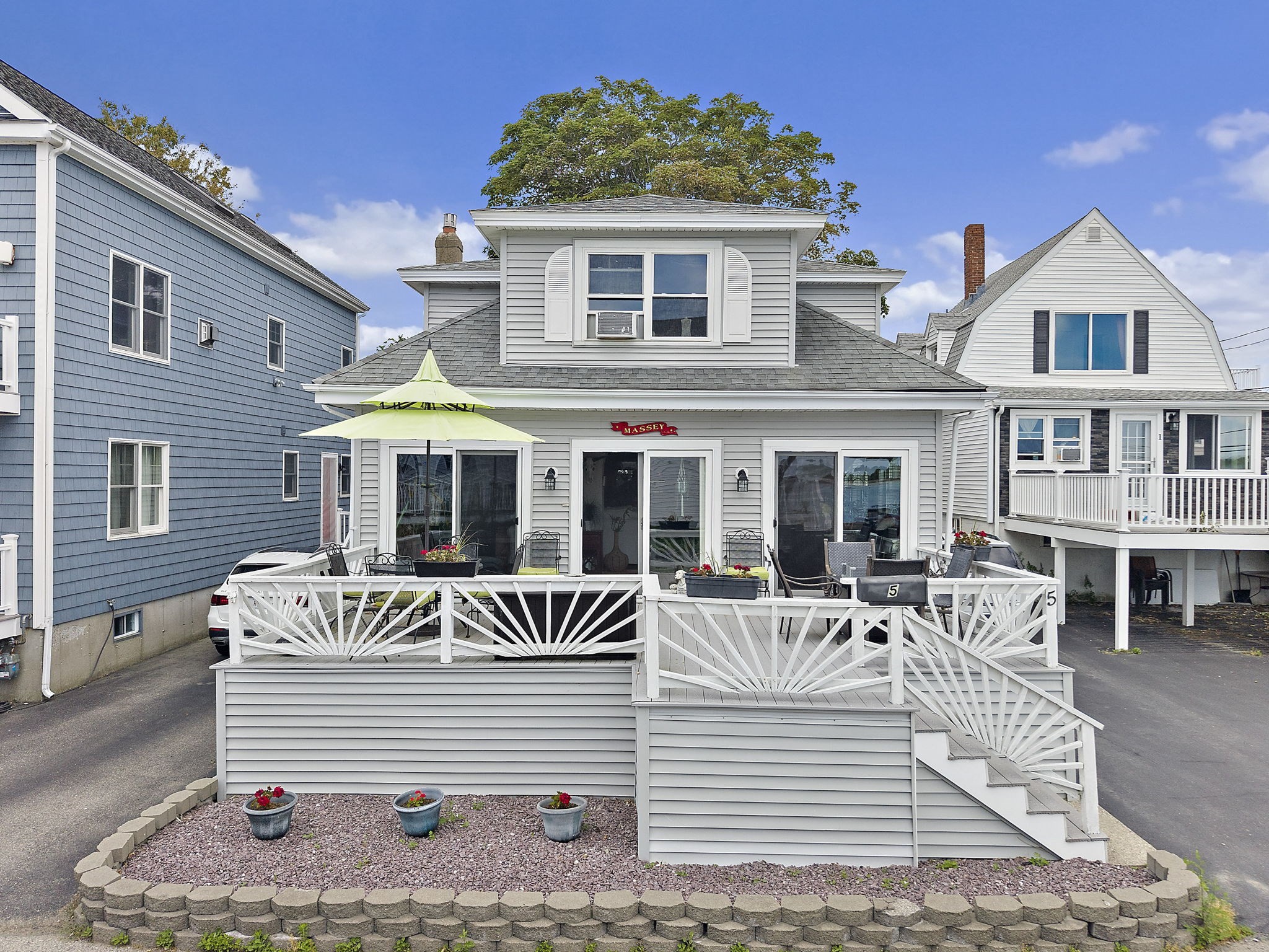 5 Caldwell St, Weymouth, MA 02191