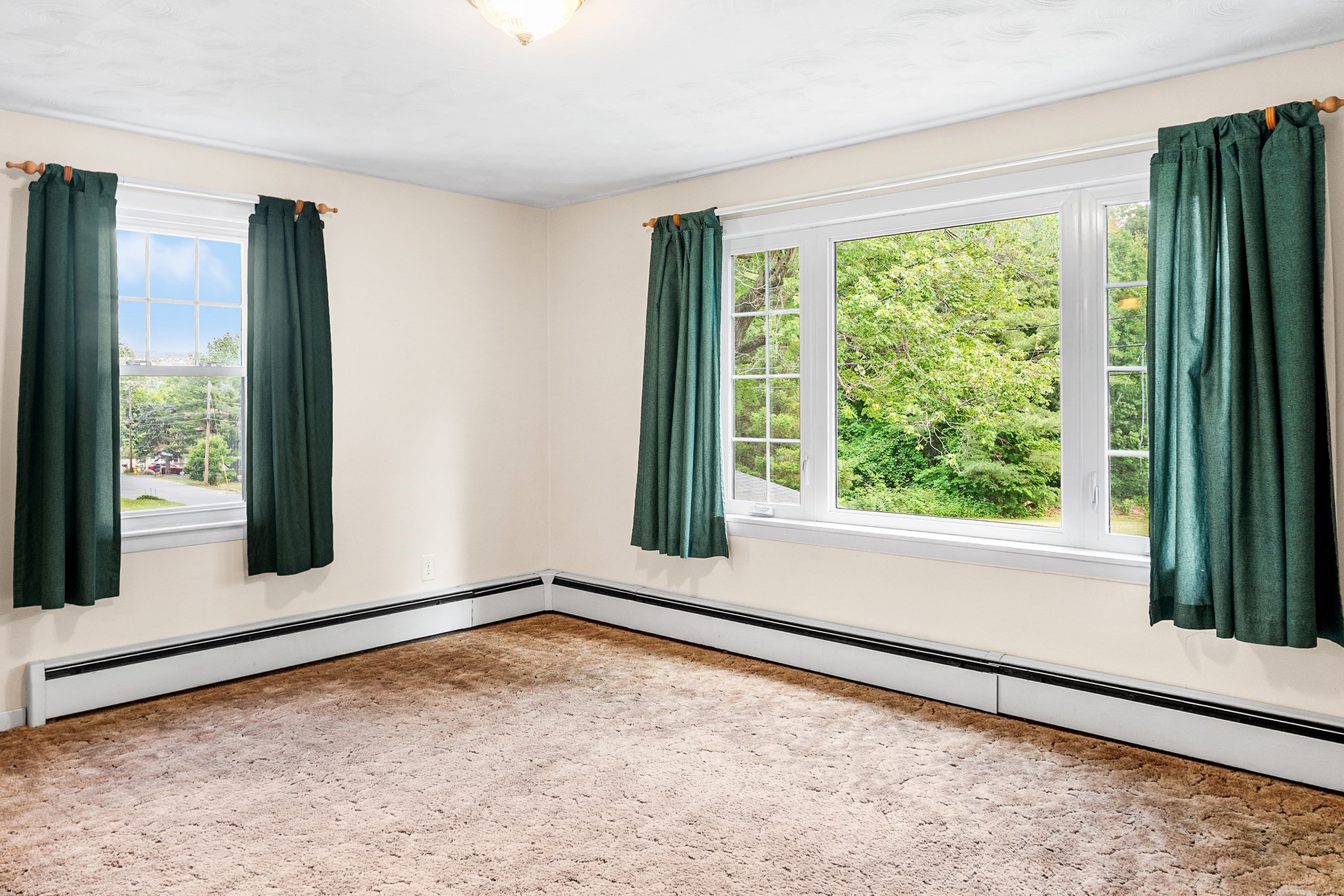 90 Towtaid St, Leicester, MA 01611 - Image 11