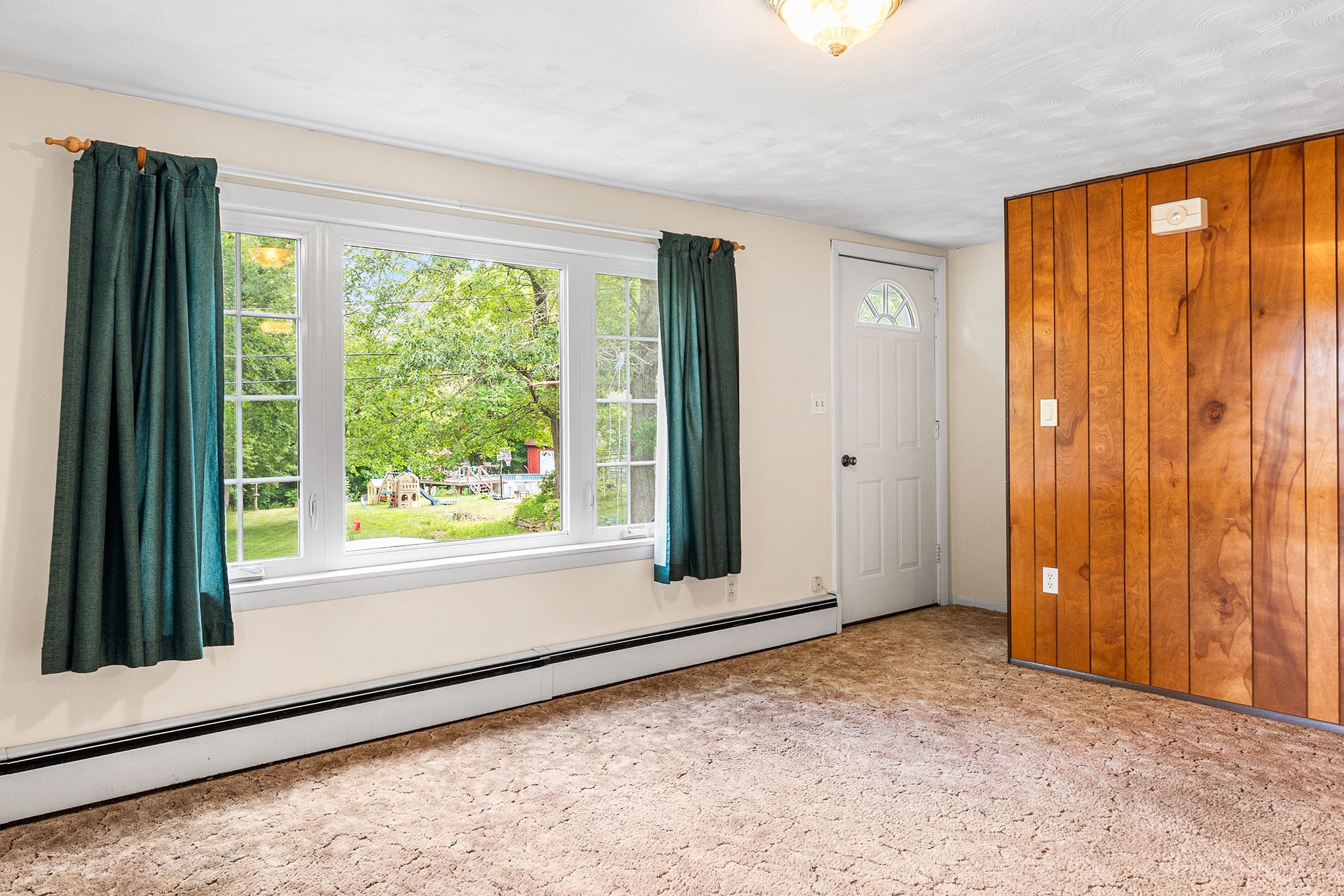90 Towtaid St, Leicester, MA 01611 - Image 13