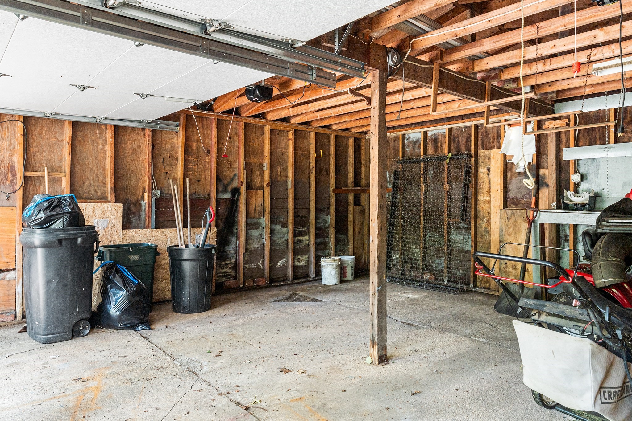 90 Towtaid St, Leicester, MA 01611 - Image 32