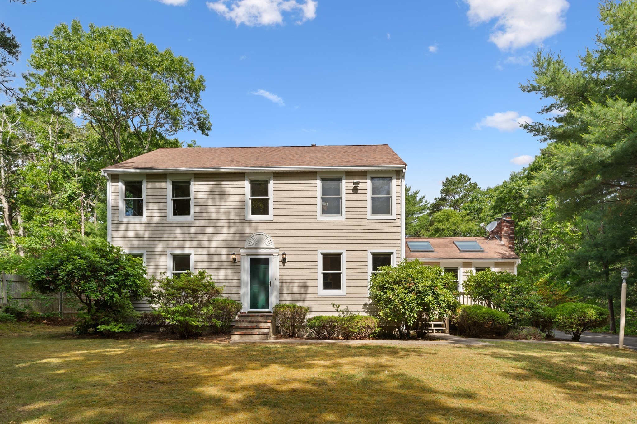 48 Livingston Dr, Plymouth, MA 02360
