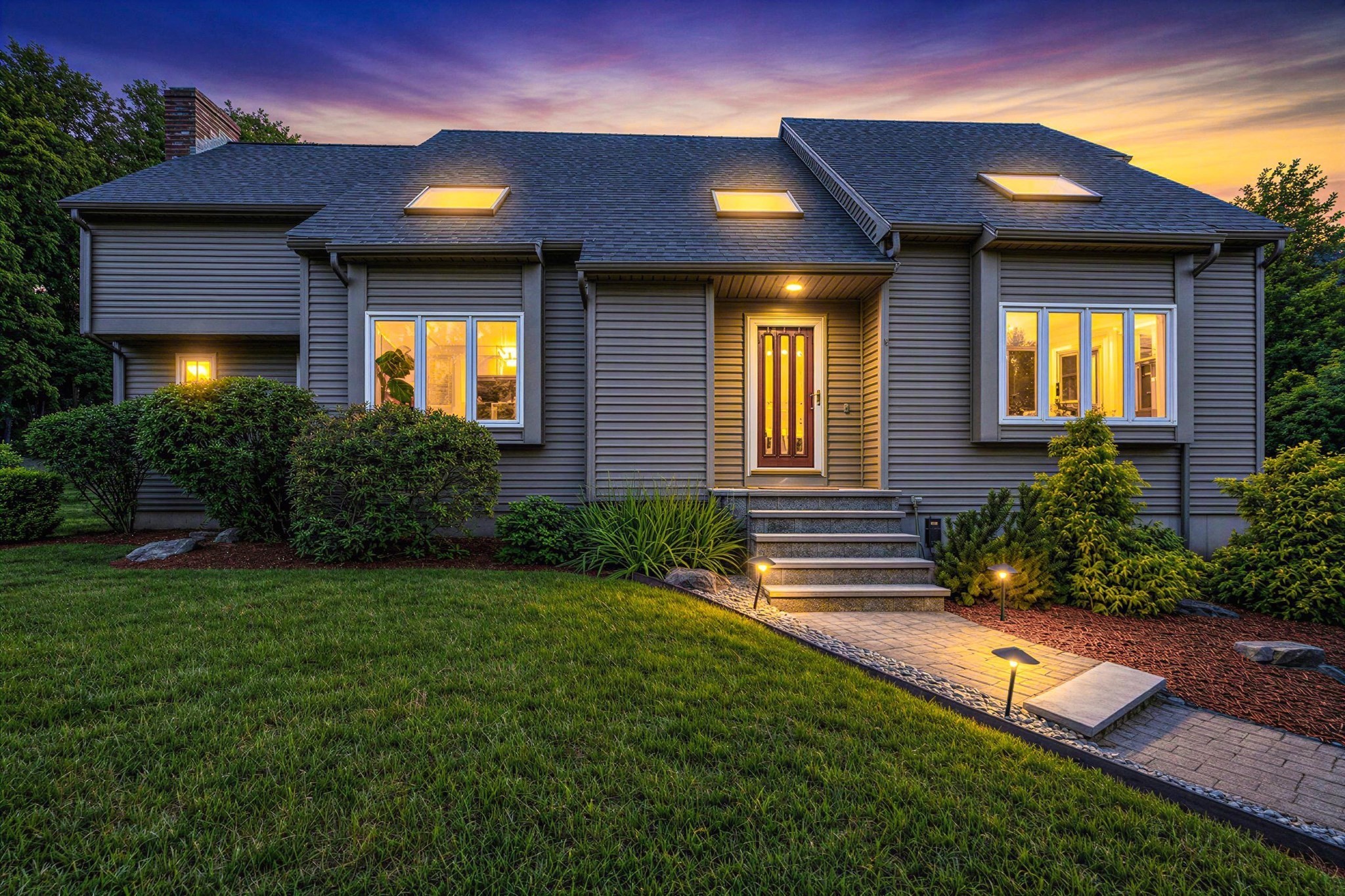 61 Beverly Hill Dr, Shrewsbury, MA 01545