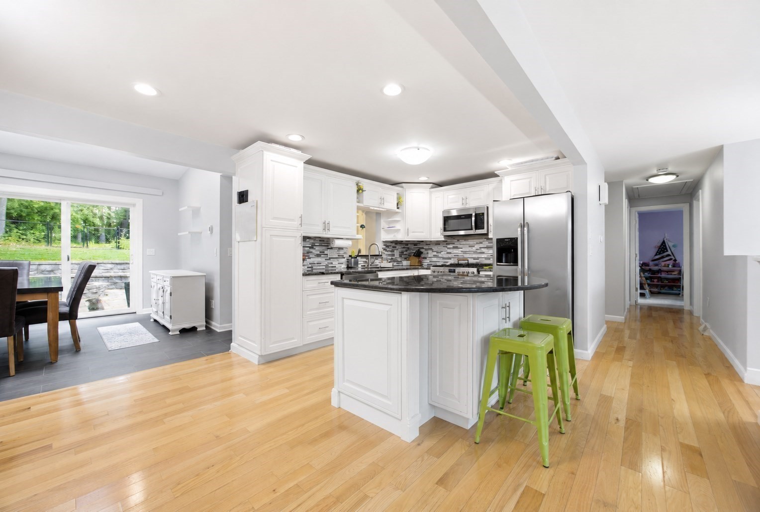 10 Kosmas St, Marlborough, MA 01752 - Image 4