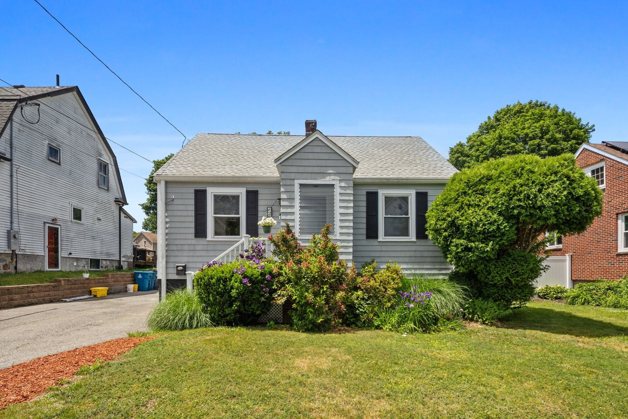 28 N Mountain Ave, Melrose, MA 02176