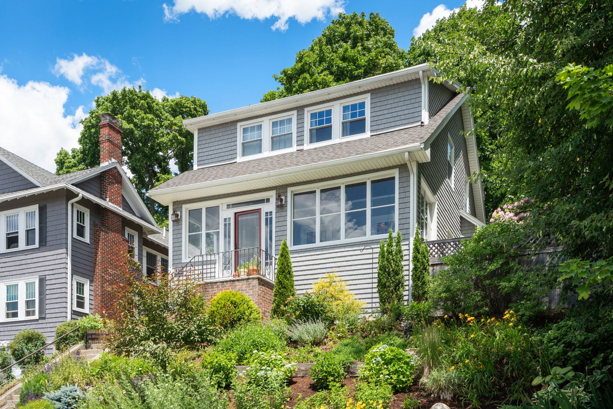 87 Redlands Rd, West Roxbury, Boston, MA 02132