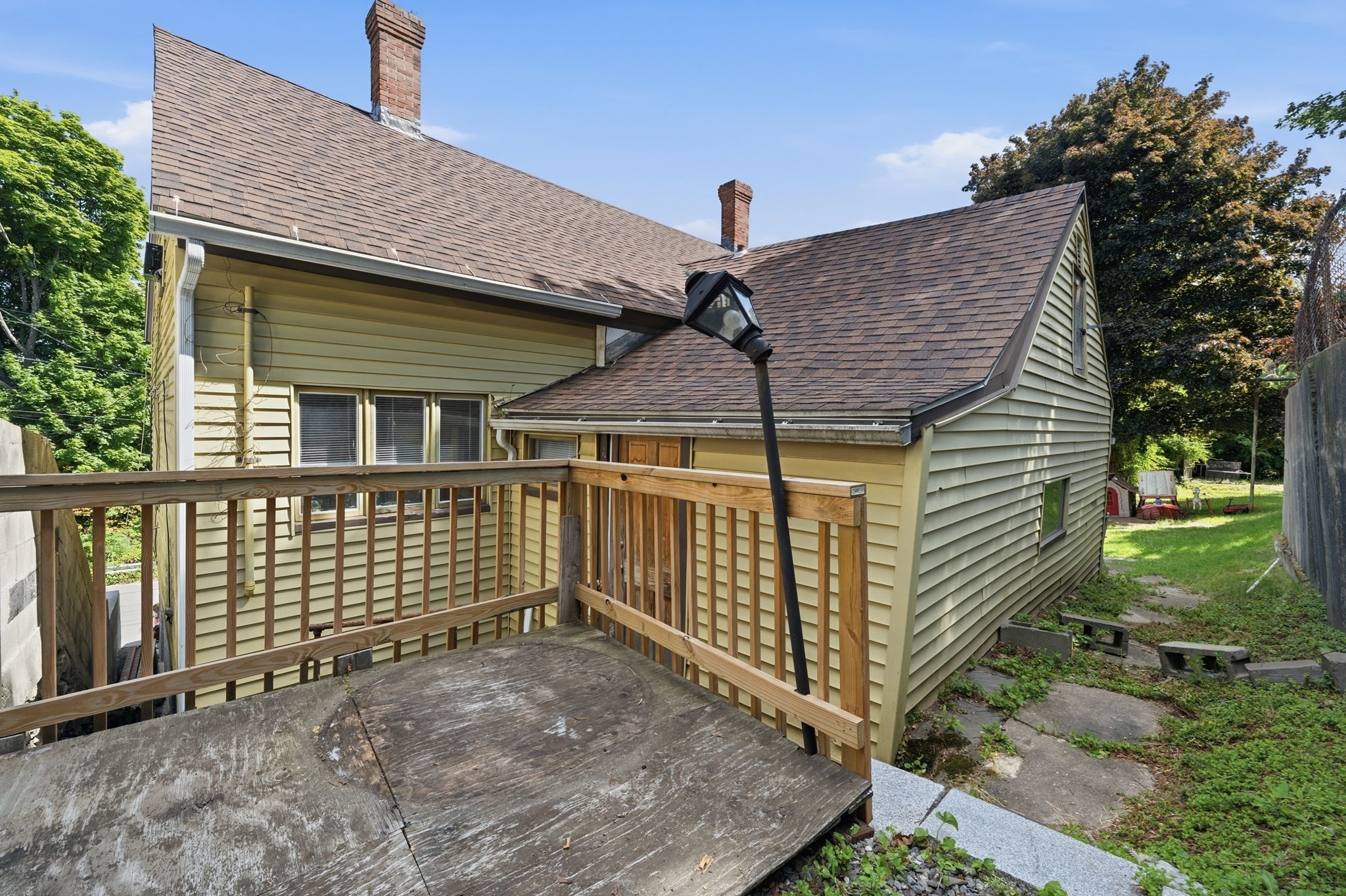 16 Walnut St, Fitchburg, MA 01420 - Image 14