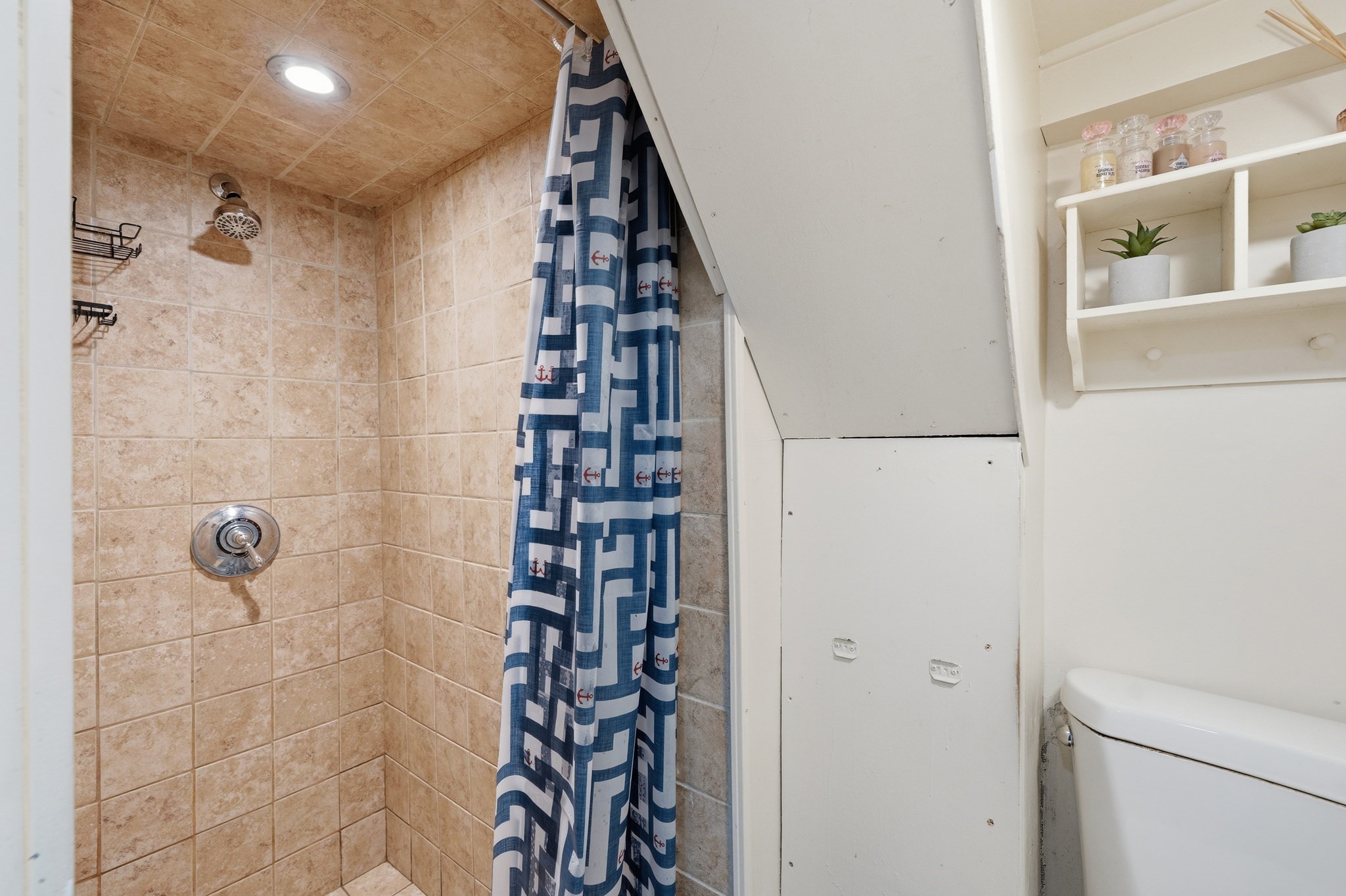 16 Walnut St, Fitchburg, MA 01420 - Image 18