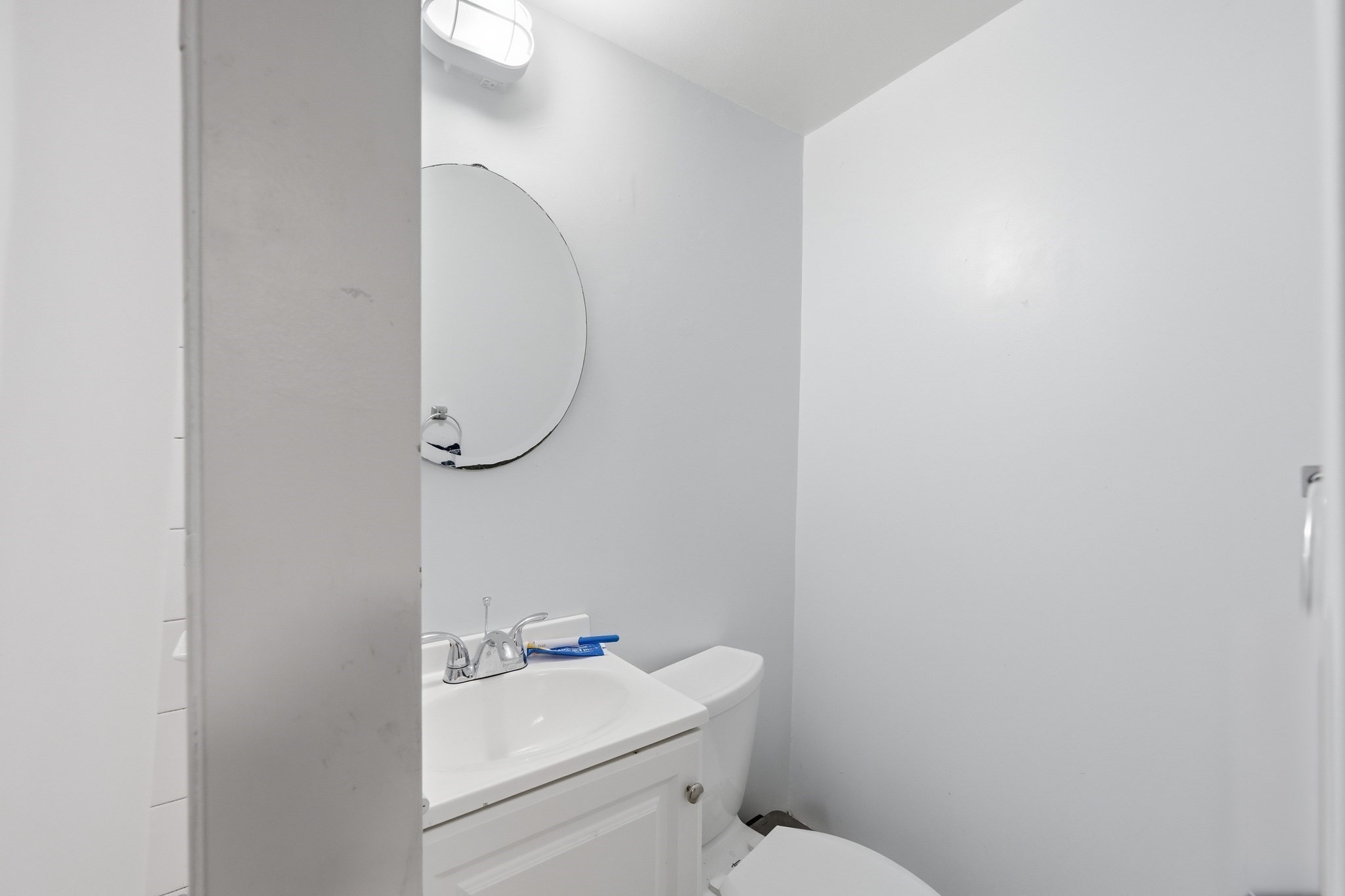 16 Walnut St, Fitchburg, MA 01420 - Image 36