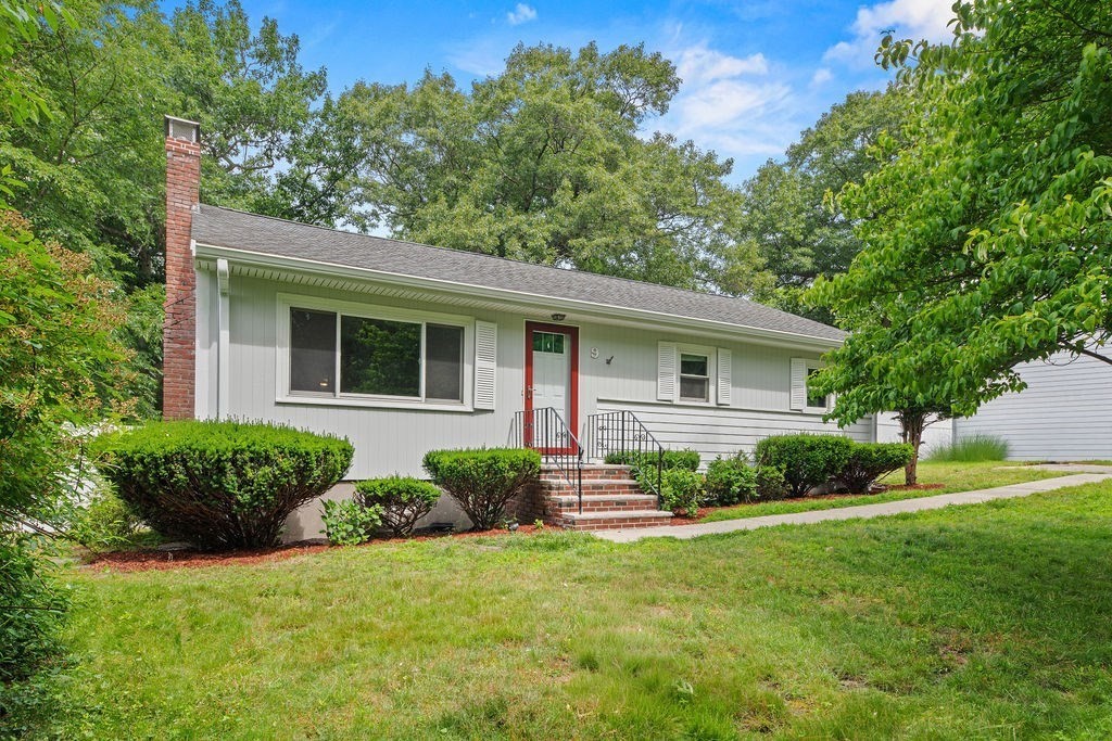 9 Charity Ln, Dedham, MA 02026