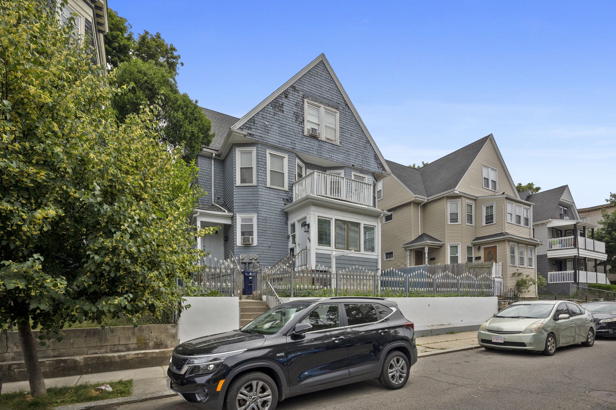 196 Hamilton St, Dorchester, Boston, MA 02122