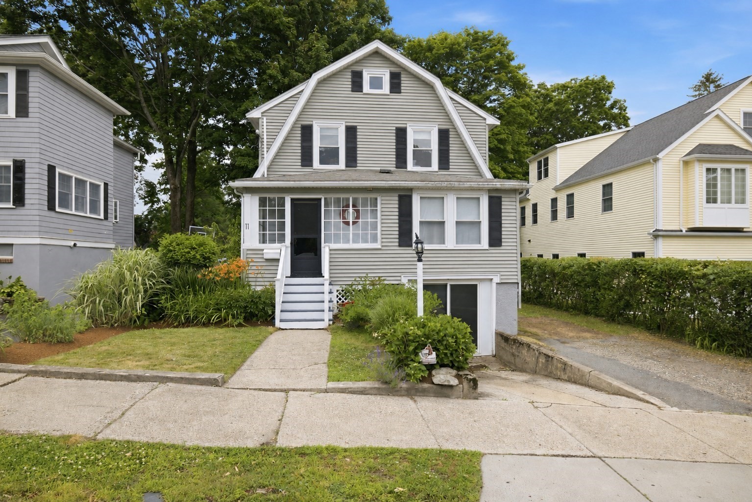 11 Crescent Hill Ave, Lexington, MA 02420