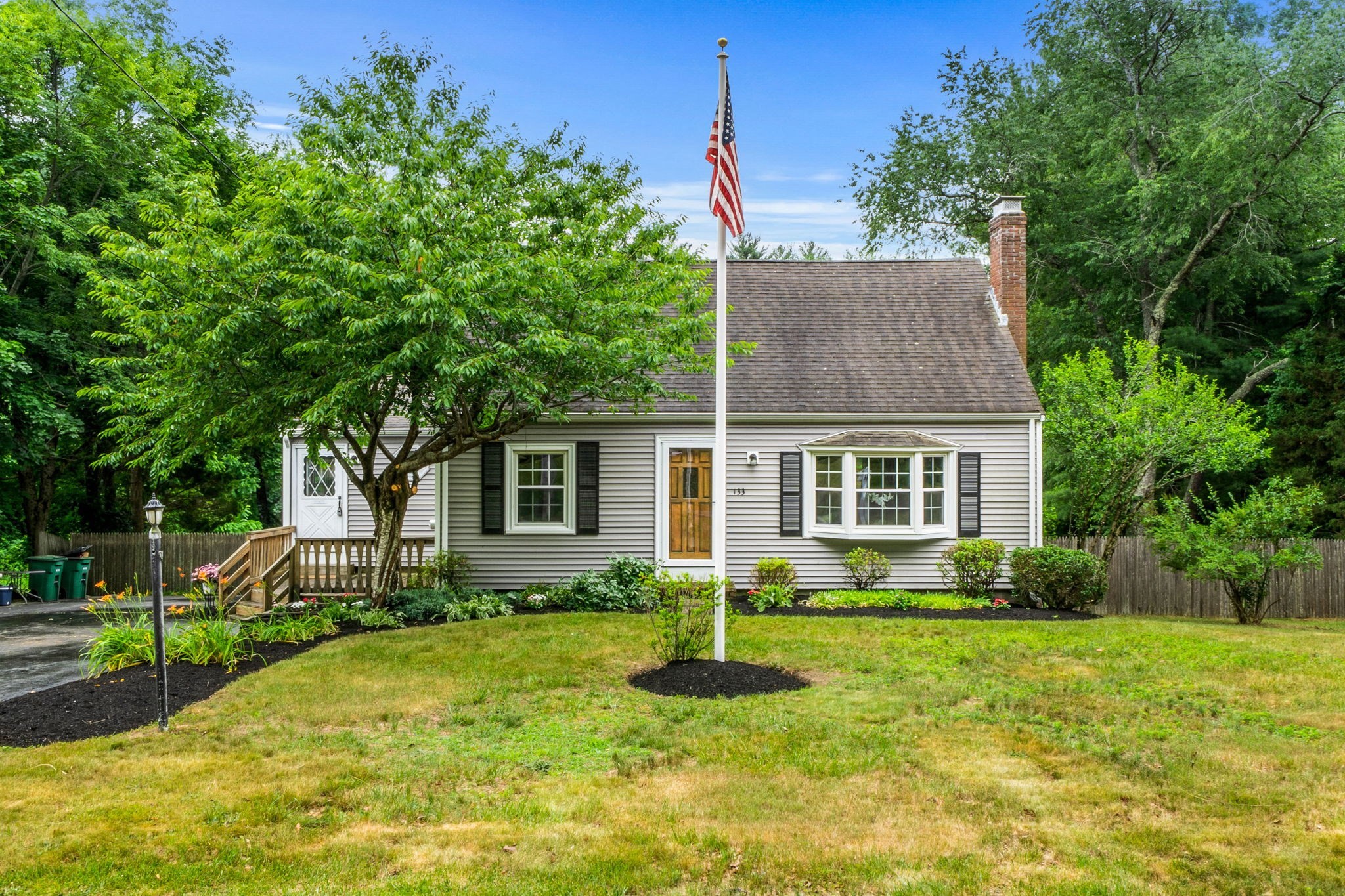 133 Mountain Ave, Pembroke, MA 02359