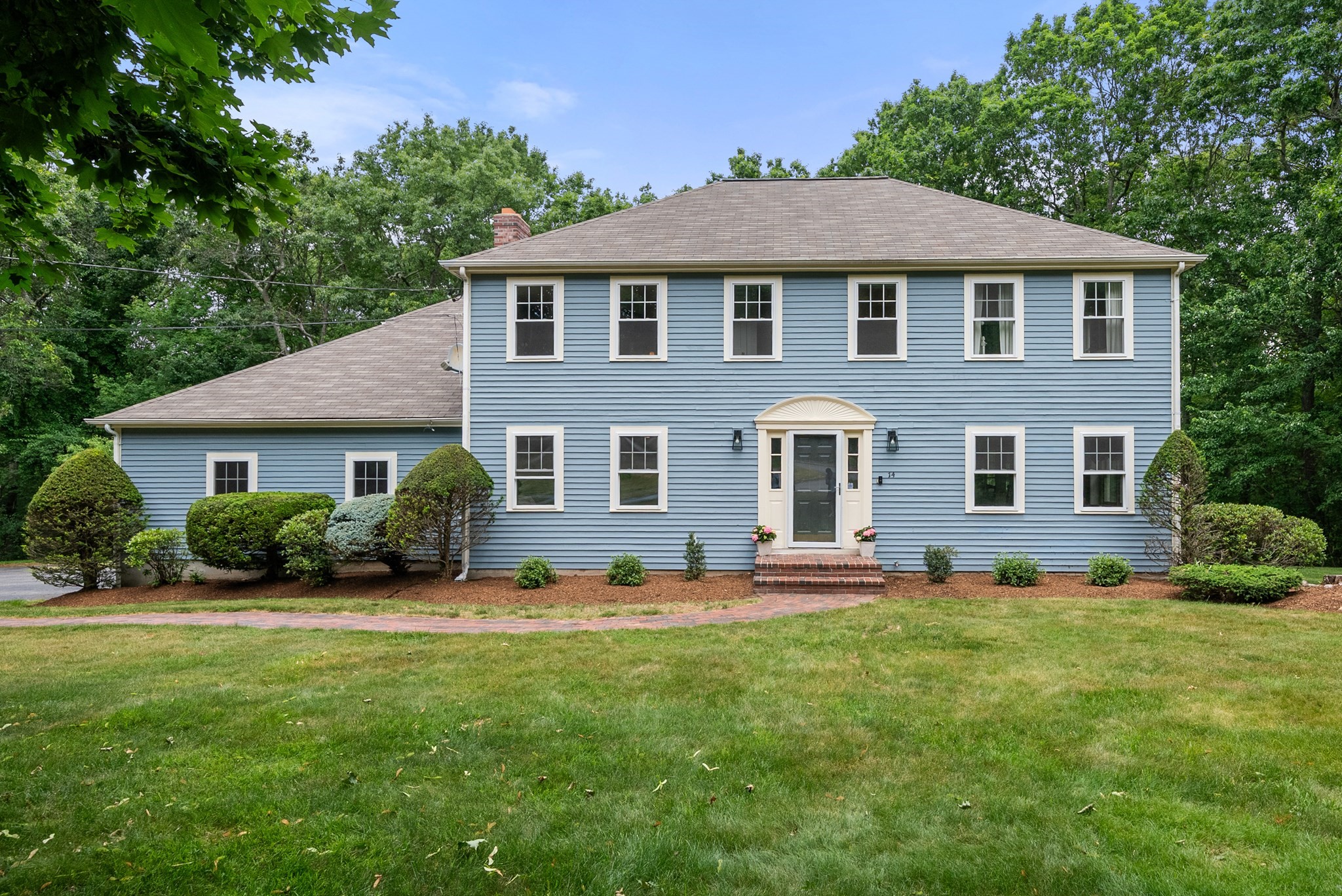 14 Harnden Road, Foxboro, MA 02035