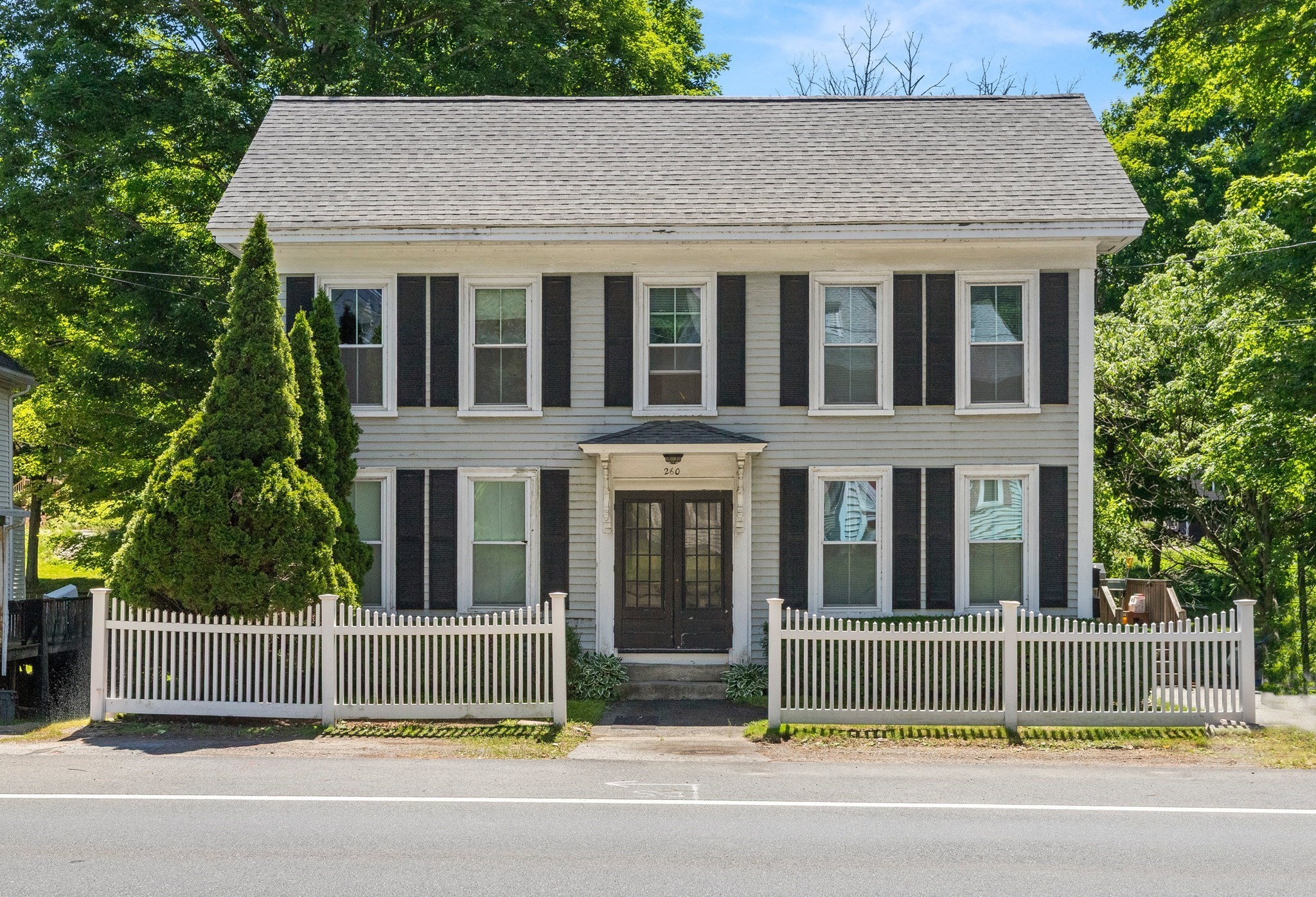 260 Main St, Groveland, MA 01834