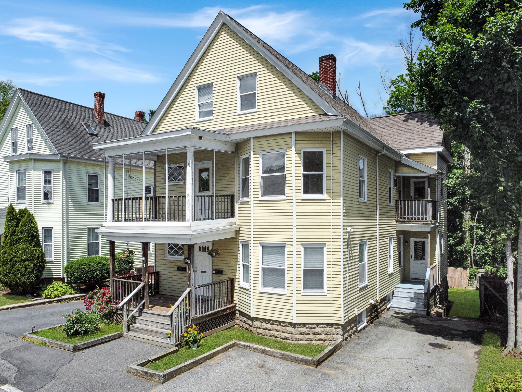 3 New Hampshire Ave, Haverhill, MA 01835