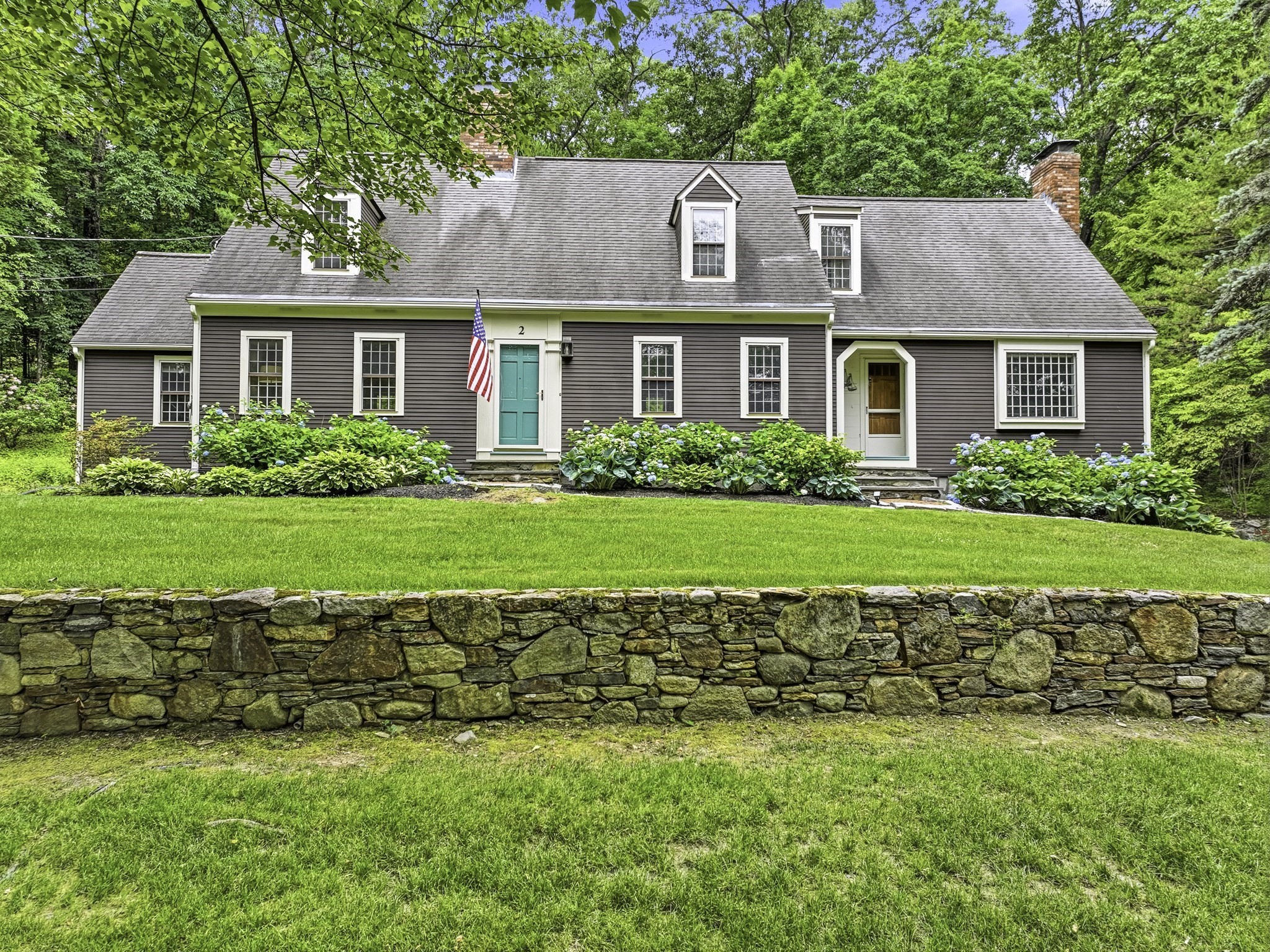 2 Stowe Rd, Southborough, MA 01772