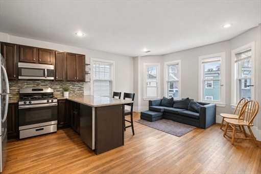 66 Mozart Street, Apt 3