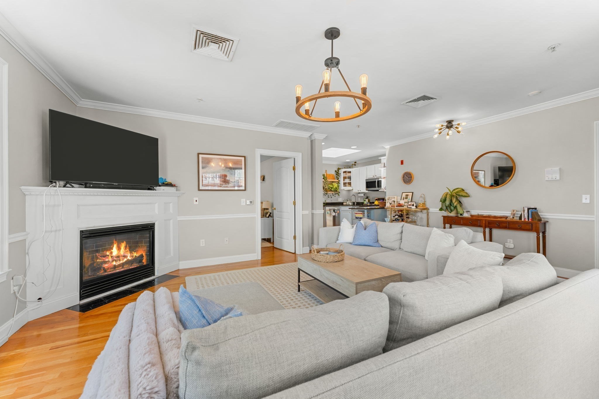 605 E Broadway Unit 301, South Boston, Boston, MA 02127