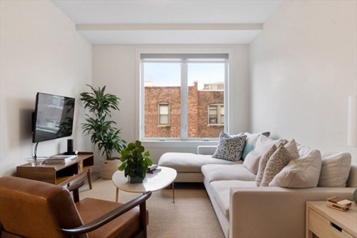 900 Beacon Street, Apt 501