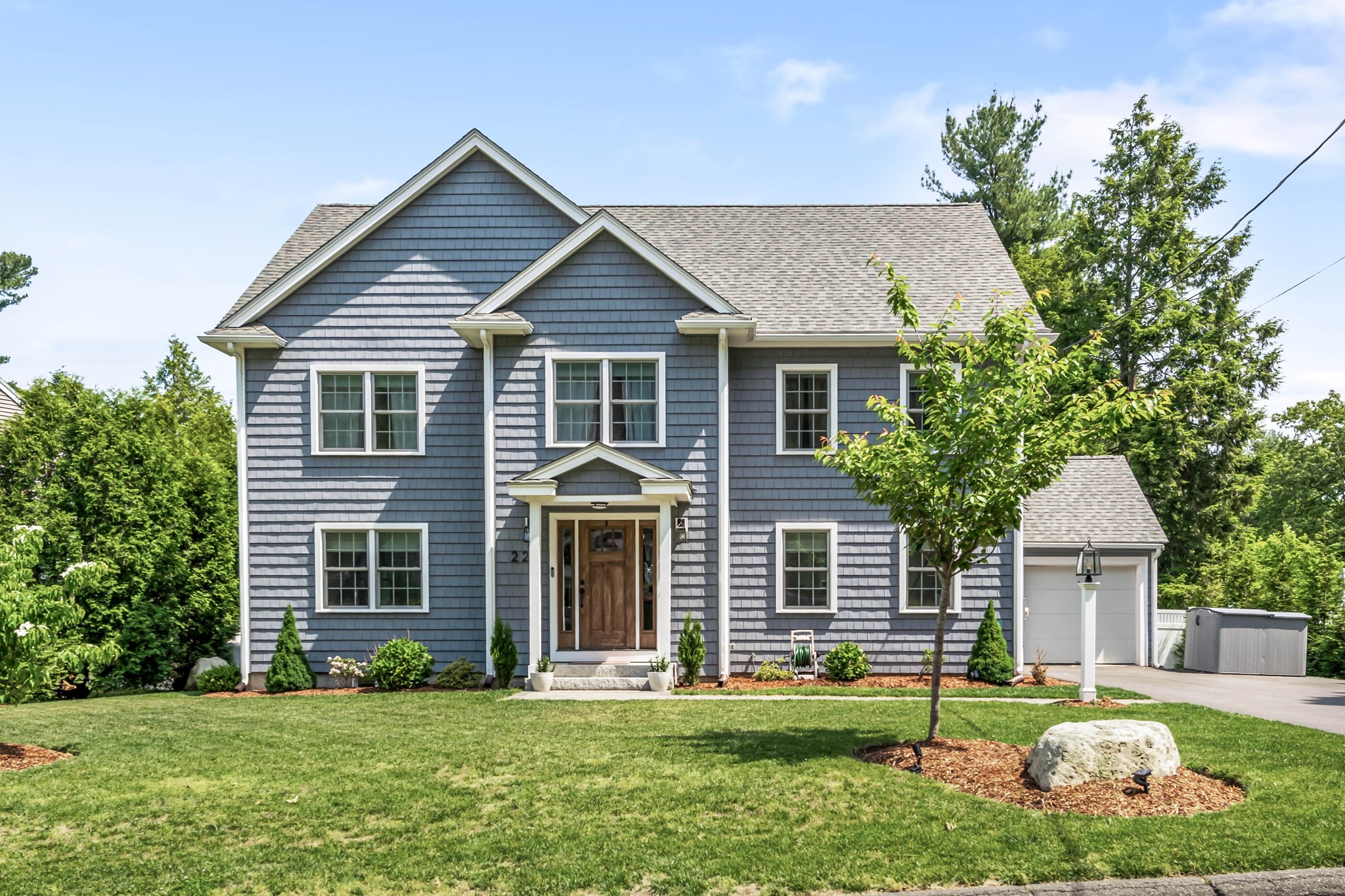 22 Homestead Rd, Lynnfield, MA 01940