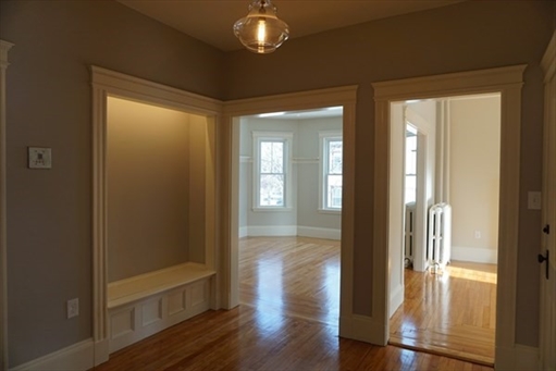 42 Mt Pleasant Ave, Apt 1