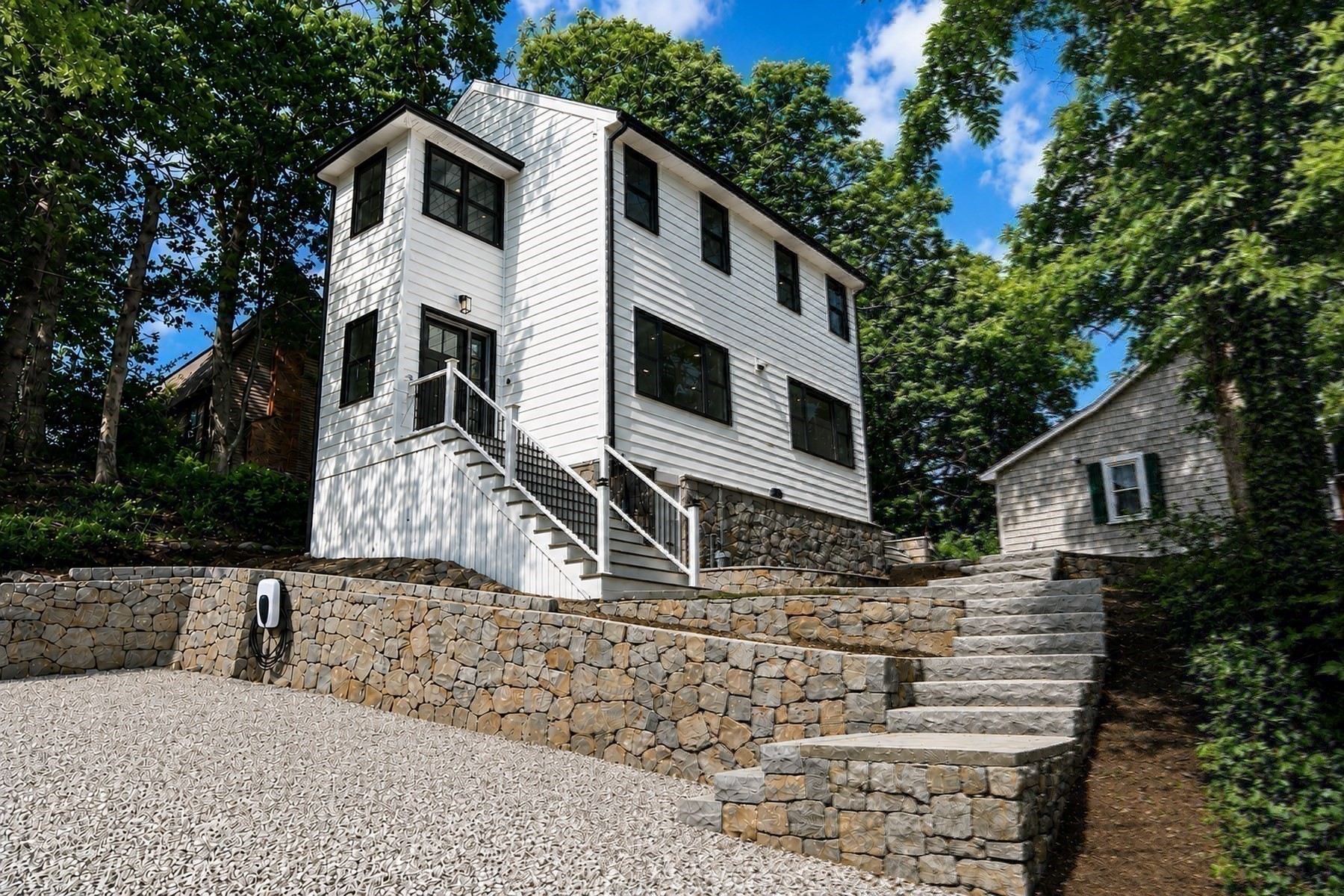 9 Ledge St, Melrose, MA 02176