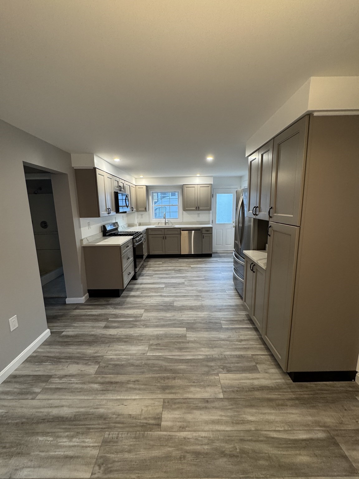 18 Brimsmead St, Marlborough, MA 01752 - Image 5