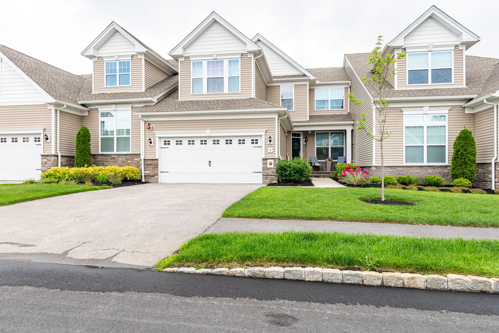 4 Plover Ln Unit 4, Methuen, MA 01844