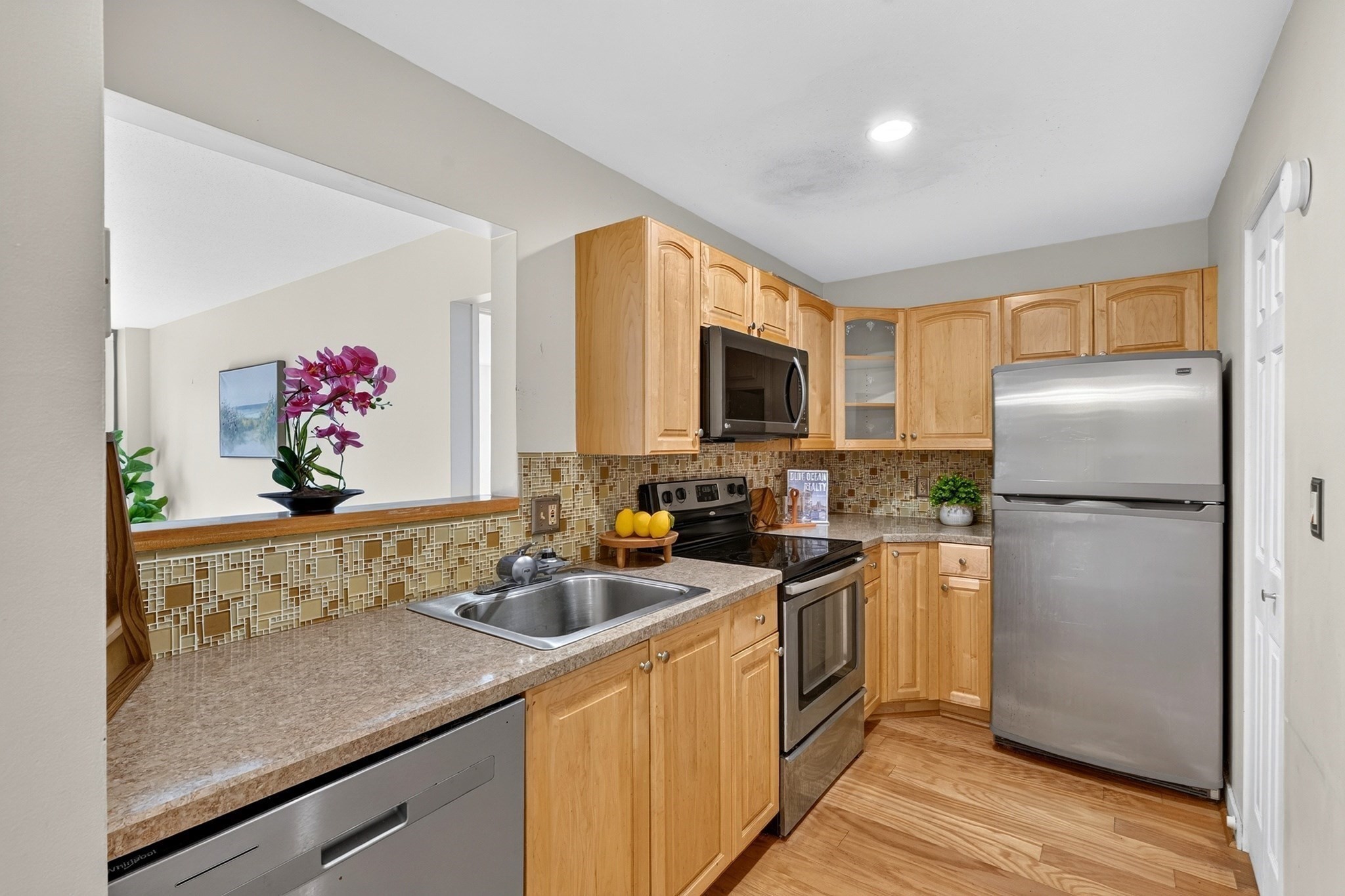 269 Cambridge Rd Unit 608, Woburn, MA 01801 - Image 3