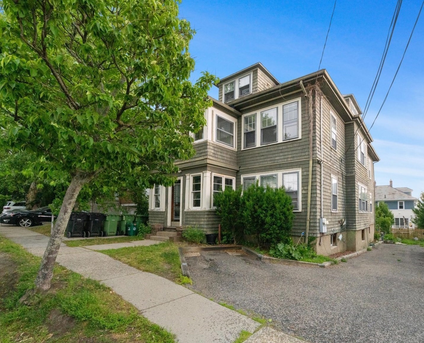 38 Pequossette St, Watertown, MA 02472
