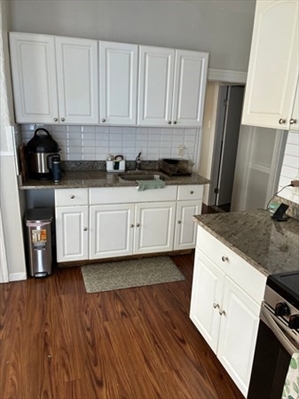 15 gladstone, Apt 2