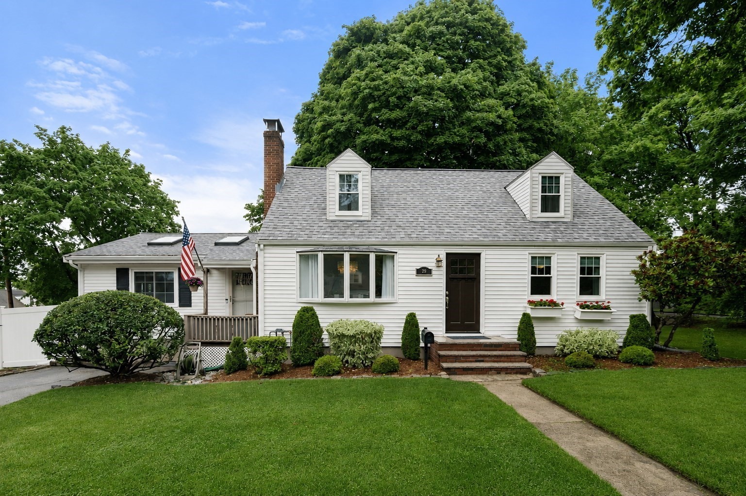 29 Laurel Street, Norwood, MA 02062
